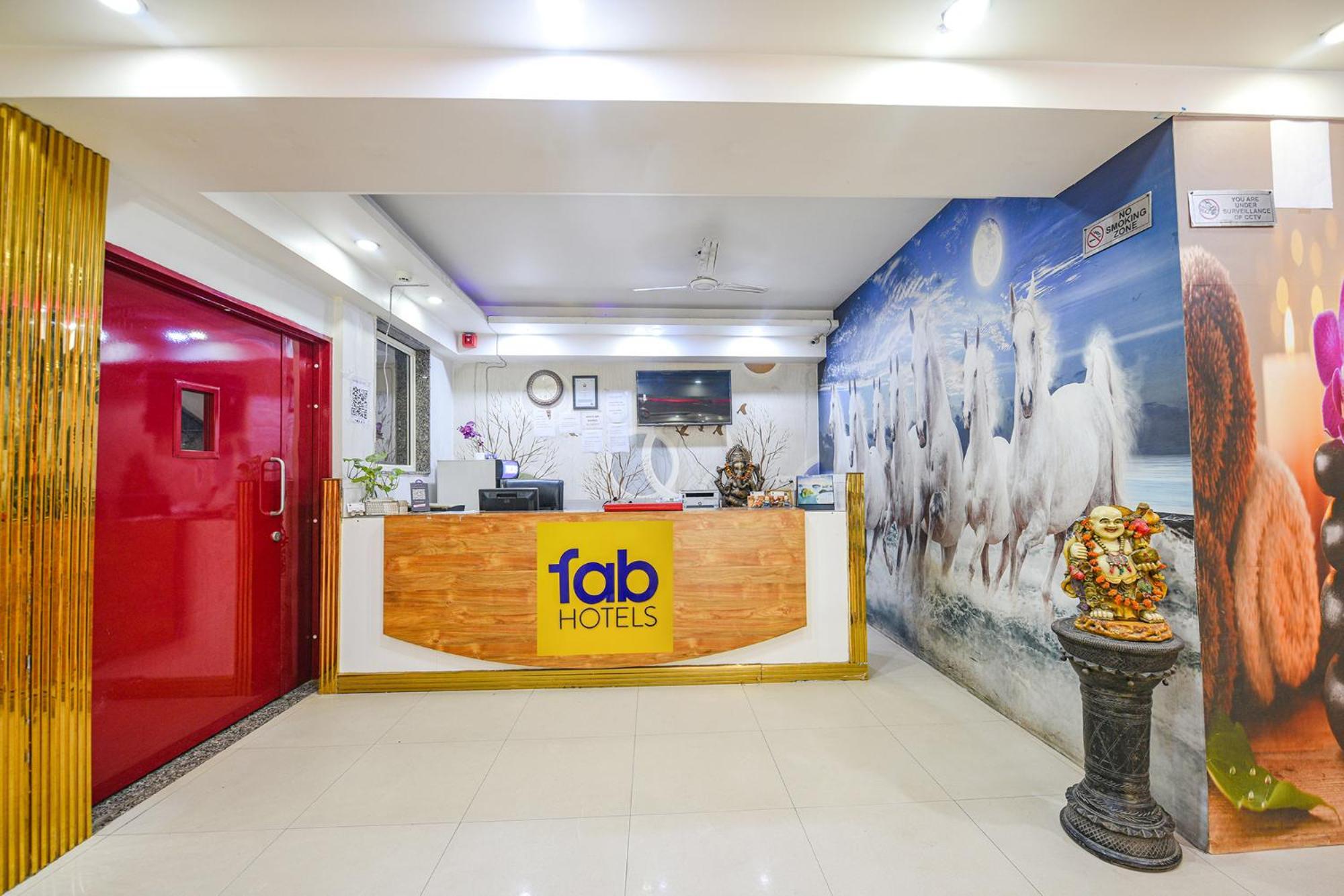 Fabhotel Aman Inn Near Igi Airport Нью-Дели Экстерьер фото
